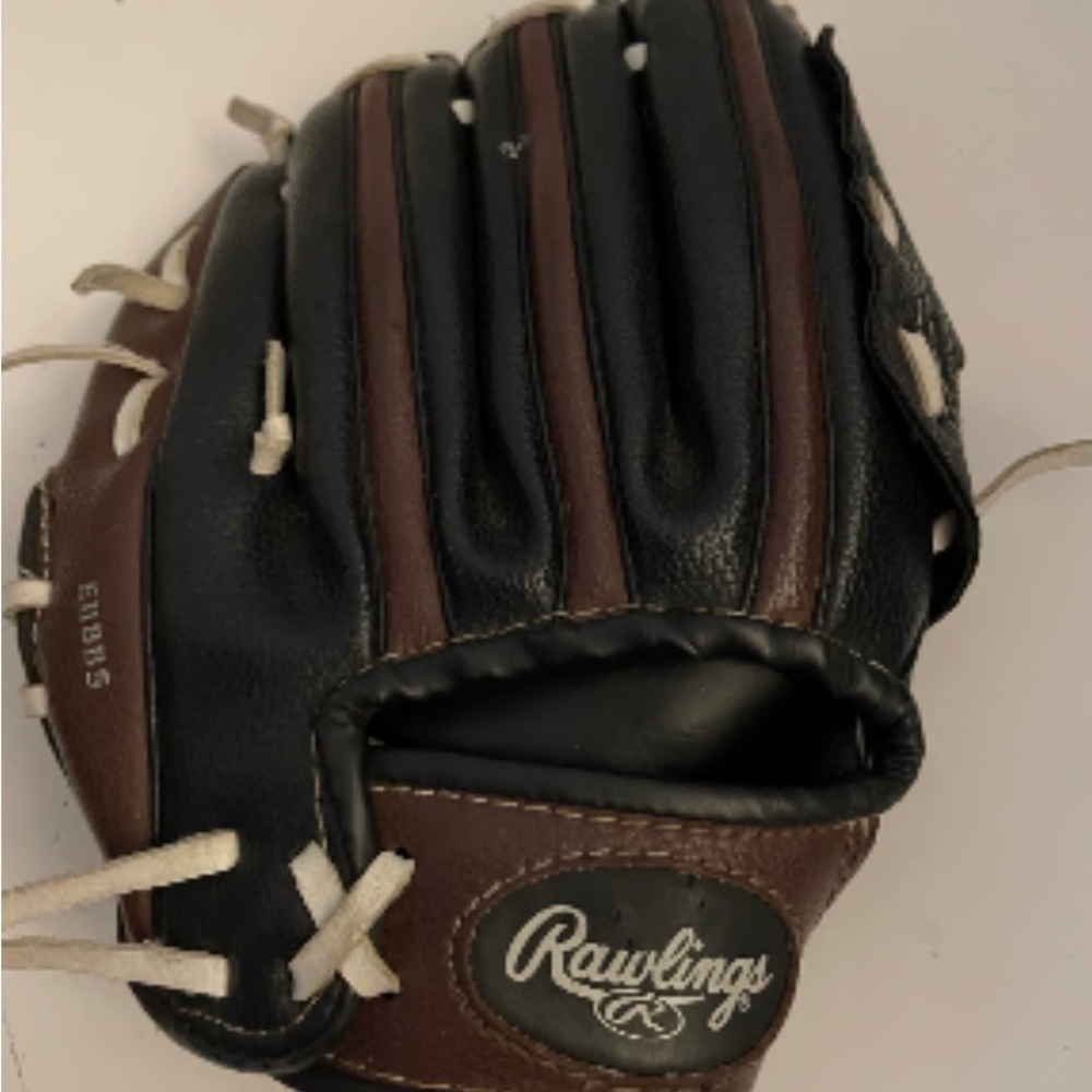 Rawlings baseball glove 9” PL90MB